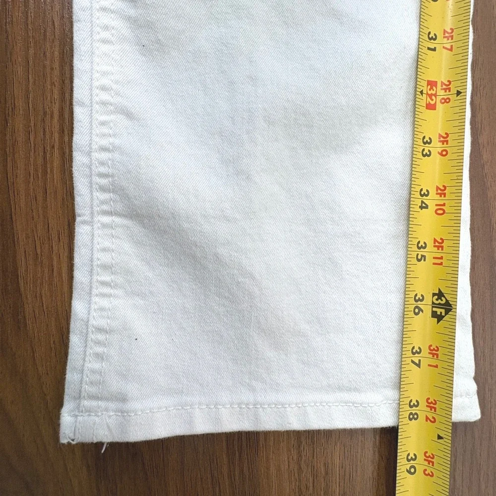Frye Straight Leg‎ Jeans Women 8/29 White High Rise Denim Chic Modern Uniform